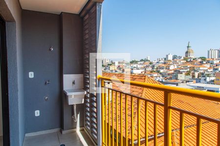 Varanda de kitnet/studio à venda com 1 quarto, 28m² em Vila Carrão, São Paulo
