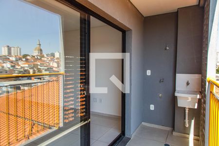 Varanda de kitnet/studio à venda com 1 quarto, 28m² em Vila Carrão, São Paulo