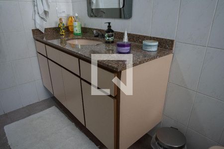 Apartamento à venda com 187m², 4 quartos e 2 vagasBanheiro da Suíte 4