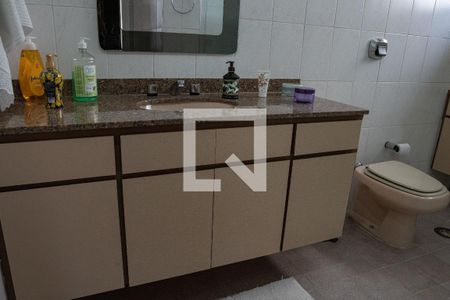 Apartamento à venda com 187m², 4 quartos e 2 vagasBanheiro da Suíte 4