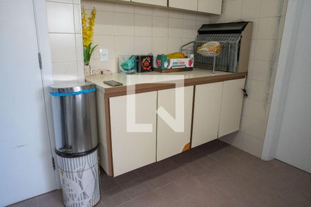 Apartamento à venda com 187m², 4 quartos e 2 vagasÁrea de Serviço