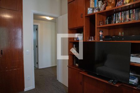 Apartamento à venda com 187m², 4 quartos e 2 vagasQuarto 2