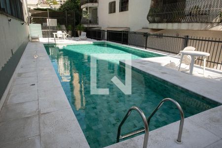 Apartamento à venda com 187m², 4 quartos e 2 vagasÁrea comum - Piscina