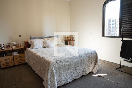 Apartamento à venda com 187m², 4 quartos e 2 vagasQuarto 4