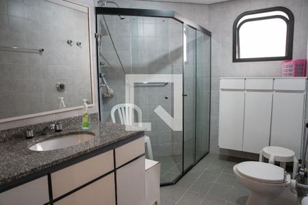 Apartamento à venda com 187m², 4 quartos e 2 vagasBanheiro 