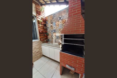 Apartamento para alugar com 102m², 2 quartos e 1 vaga Apartamento para alugar com 102m², 2 quartos e 1 vagaÁrea de Serviço