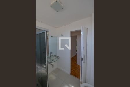 Banheiro Social de apartamento para alugar com 3 quartos, 109m² em Aclimação, São Paulo