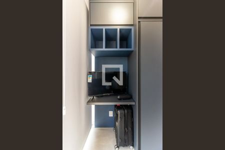 Studio para alugar com 25m², 1 quarto e sem vaga Studio para alugar com 25m², 1 quarto e sem vagaStudio - Televisão