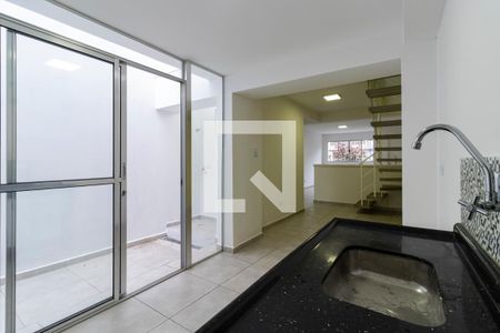 Casa para alugar com 100m², 2 quartos e sem vaga1o. Andar - Cozinha