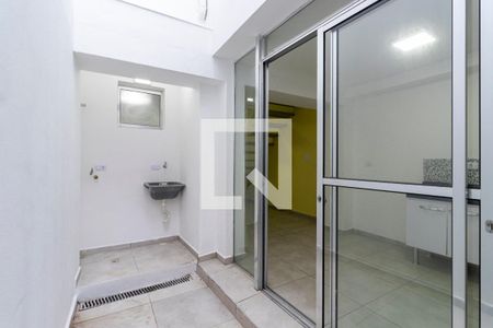 Casa para alugar com 100m², 2 quartos e sem vaga1o. Andar - Área de Serviço
