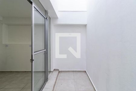 Casa para alugar com 100m², 2 quartos e sem vaga1o. Andar - Área de Serviço