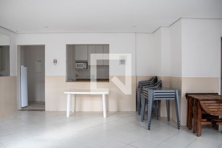 Apartamento à venda com 68m², 3 quartos e 1 vaga Apartamento à venda com 68m², 3 quartos e 1 vagaÁrea comum - Salão de festas