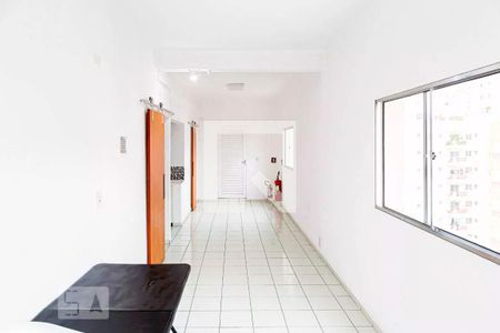 Apartamento à venda com 100m², 2 quartos e sem vagaÁrea comum