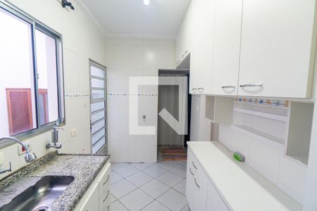 Cozinha de casa para alugar com 1 quarto, 54m² em Jardim Oriental, São Paulo