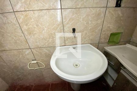 Casa à venda com 60m², 2 quartos e 1 vagaPia do Banheiro