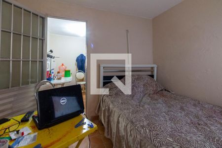 Casa à venda com 222m², 3 quartos e 2 vagasCasa Fundos