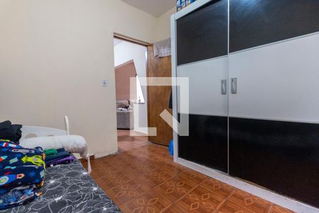 Casa à venda com 222m², 3 quartos e 2 vagasQuarto 2