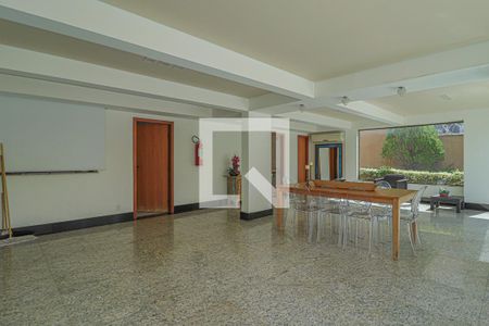 Apartamento à venda com 240m², 4 quartos e 4 vagasÁrea comum - Salão de festas