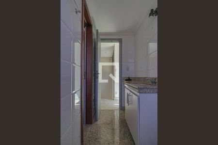 Apartamento à venda com 240m², 4 quartos e 4 vagasBanheiro da Suíte 4