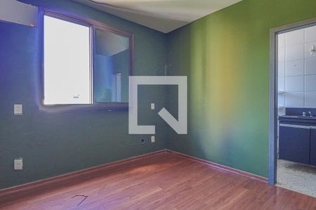 Apartamento à venda com 240m², 4 quartos e 4 vagasSuíte 3