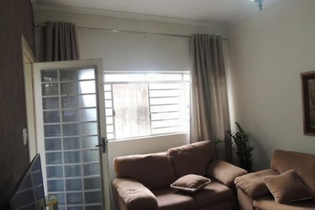 Sala de casa à venda com 3 quartos, 130m² em Vila Itapura, Campinas