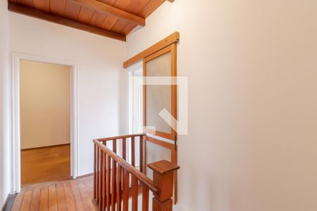 Corredor  de casa para alugar com 3 quartos, 200m² em Aclimação, São Paulo