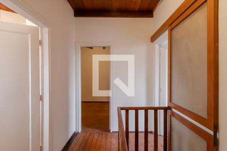 Corredor  de casa para alugar com 3 quartos, 200m² em Aclimação, São Paulo