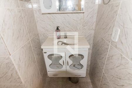 Apartamento à venda com 72m², 2 quartos e sem vagaBanheiro social