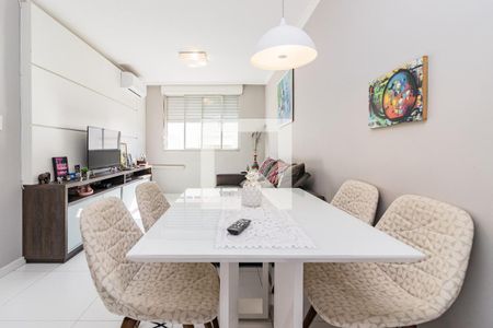 Sala  de apartamento à venda com 2 quartos, 155m² em Medianeira, Porto Alegre