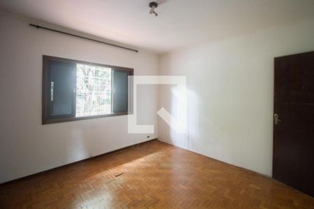 Casa à venda com 260m², 3 quartos e 4 vagasQuarto