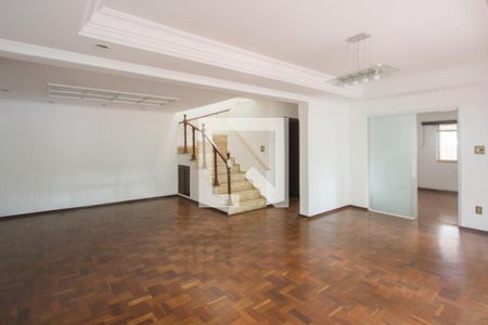 Sala 1 de casa à venda com 3 quartos, 260m² em Vila Cordeiro, São Paulo