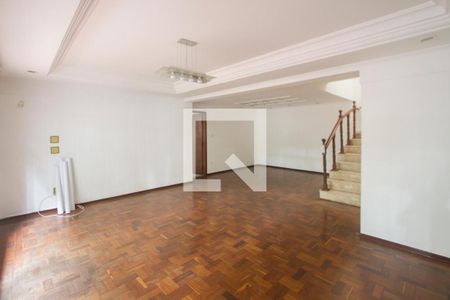 Sala 1 de casa à venda com 3 quartos, 260m² em Vila Cordeiro, São Paulo