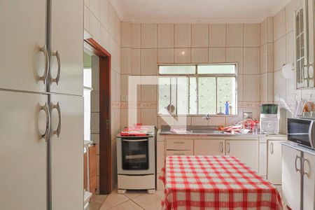 Casa à venda com 450m², 4 quartos e 3 vagasCasa 1 - Cozinha