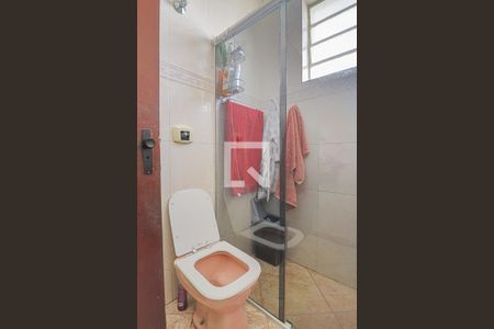 Casa à venda com 450m², 4 quartos e 3 vagasCasa 1 - Banheiro
