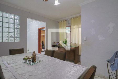 Casa à venda com 450m², 4 quartos e 3 vagasCasa 2 - Copa