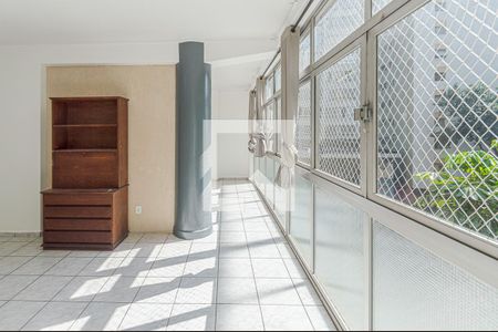 Sala de apartamento à venda com 3 quartos, 150m² em Bela Vista, São Paulo