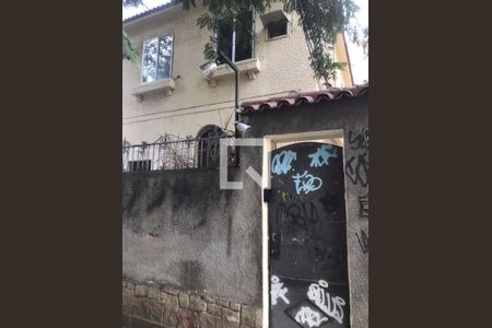 Apartamento à venda com 90m², 2 quartos e sem vagaFachada