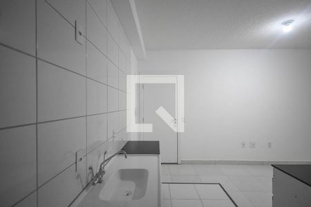 Cozinha de apartamento para alugar com 1 quarto, 44m² em Vila Plana, São Paulo