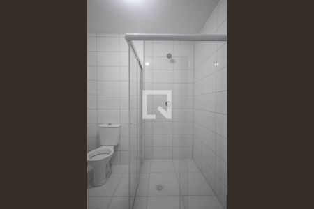 Banheiro de apartamento para alugar com 1 quarto, 44m² em Vila Plana, São Paulo