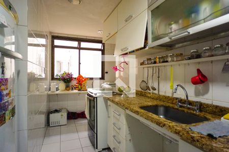 Apartamento à venda com 92m², 3 quartos e 2 vagasCozinha e Área de Serviço