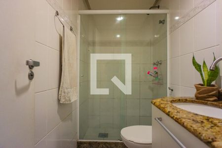 Apartamento à venda com 92m², 3 quartos e 2 vagasBanheiro Social