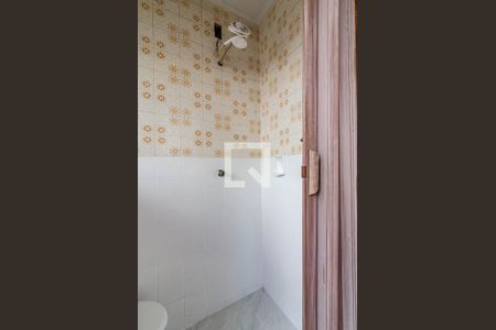 Casa à venda com 279m², 2 quartos e 2 vagasBanheiro de serviço