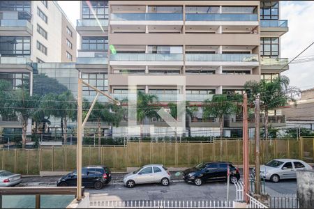 Casa à venda com 279m², 2 quartos e 2 vagasVista