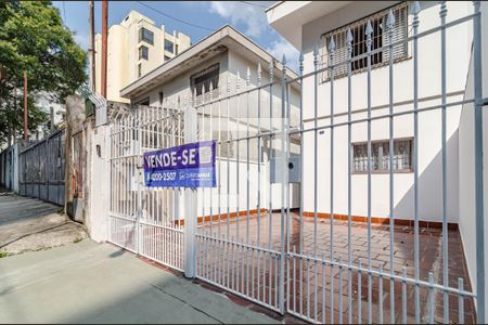 Casa à venda com 279m², 2 quartos e 2 vagasFachada