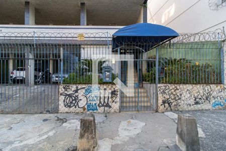 Apartamento à venda com 80m², 3 quartos e 1 vagaFachada e portaria