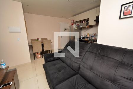 Sala de apartamento para alugar com 2 quartos, 42m² em Vila Galvão, Guarulhos