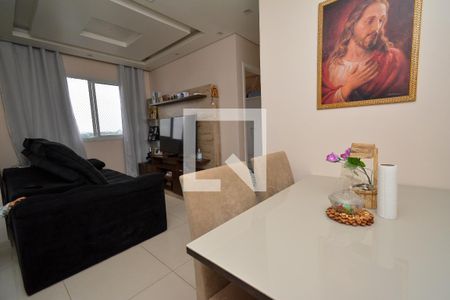 Sala de apartamento para alugar com 2 quartos, 42m² em Vila Galvão, Guarulhos