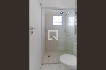 Banheiro de apartamento para alugar com 2 quartos, 44m² em Loteamento Parque São Martinho, Campinas