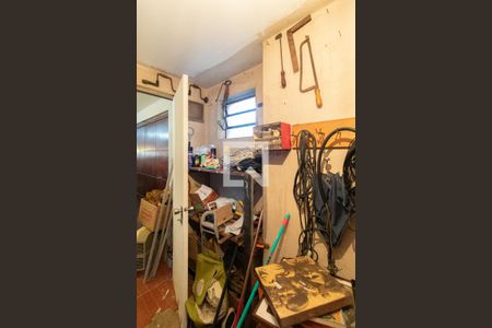 Casa à venda com 417m², 5 quartos e 5 vagasAdega