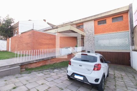 Casa à venda com 417m², 5 quartos e 5 vagasFachada